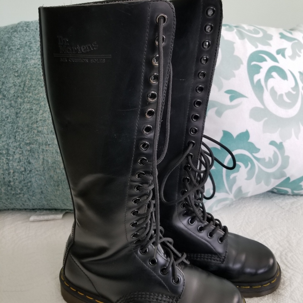 Dr. Martens 20 eye tall boots size 6